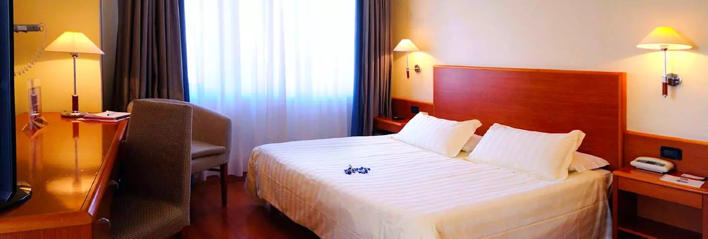 ✈ ITALIE | Rome - Best Western Globus Hotel 3*, 2 nuit - Surclassem...