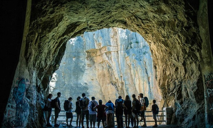 Image 7: Tour de senderismo Montanejos y piscinas termales desde Valencia