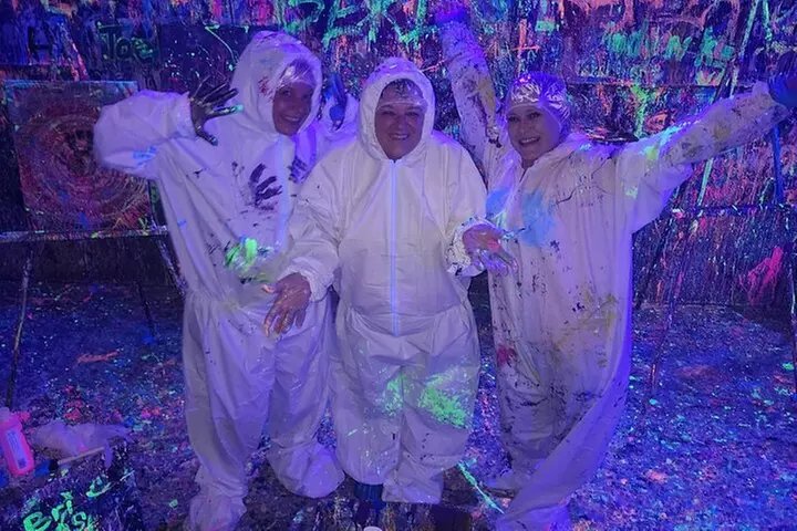 Glow In The Dark Painting With Friends - Primary Image