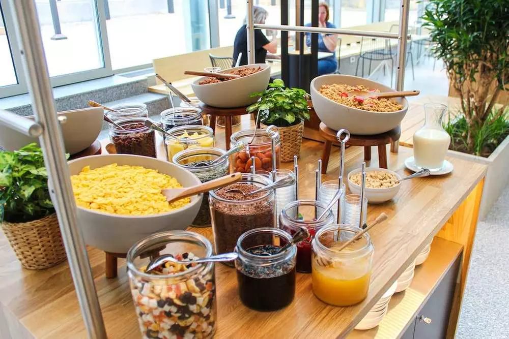 ✈ REPUBLIKA CZESKA | Praga - Comfort Hotel Prague City East 3*, 2 n...