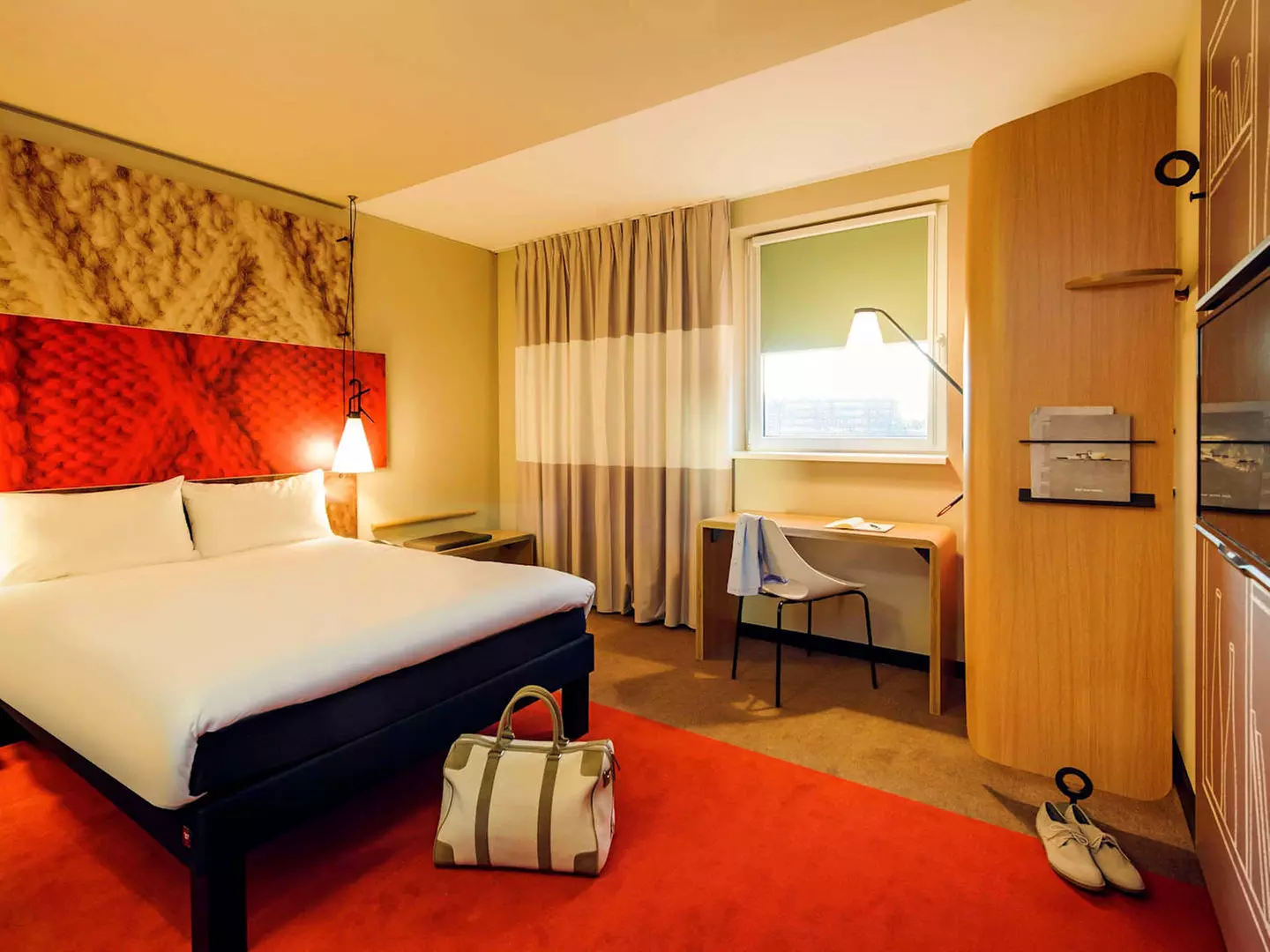 ✈ SCHLESWIG-HOLSTEIN | Hamburg - ibis Hamburg City Hotel 3*, 2 nocy...