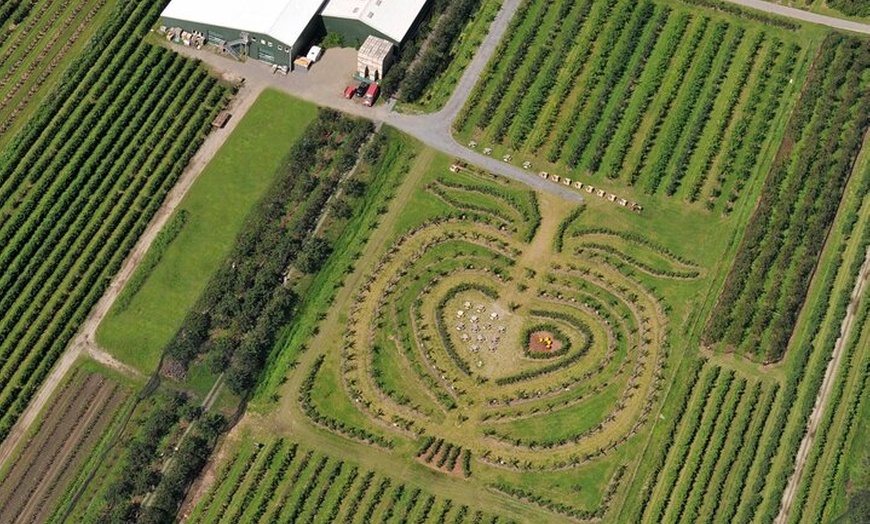 Image 3: Private Natur- und Landwirtschaftstour Altes Land ab Hamburg