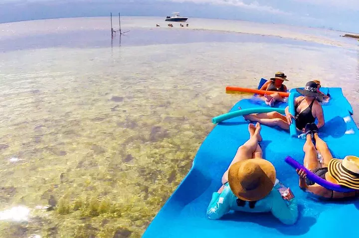 Miami Private Boat Rental to Sandbars and More