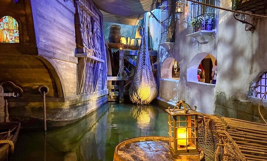 Image 6: Visita Puy du Fou España en autobús Desde Toledo