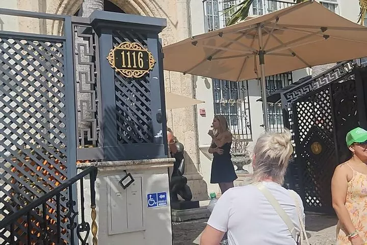 Miami's Best & Only 6 hr VIP Full Day City Land Tour!