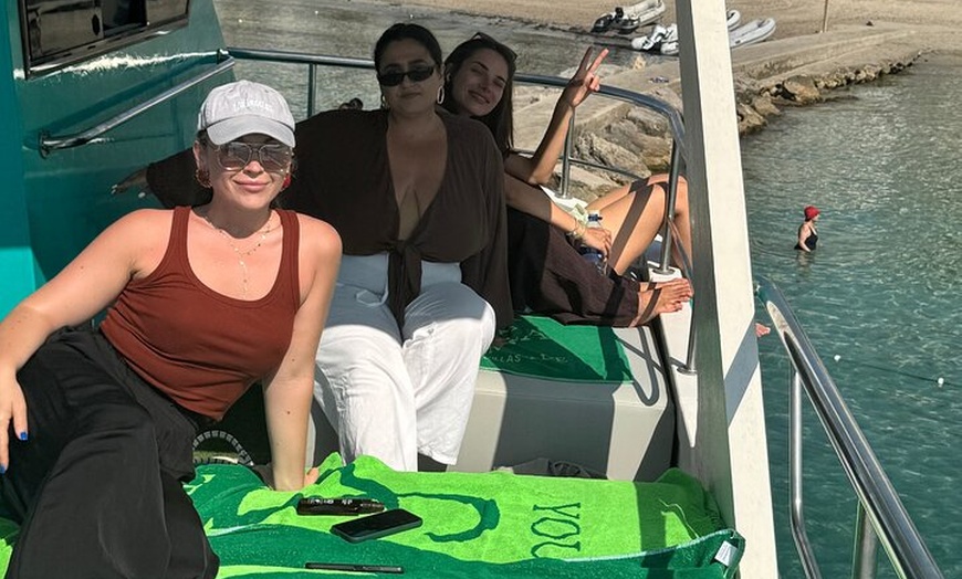 Image 19: Paseo en catamarán por Formentera con deportes acuáticos, paella y ...