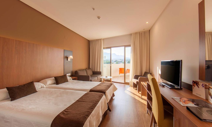 Image 2: ✈ COSTA BLANCA | El Albir - Albir Playa Hotel & Spa 4*, 3 nachten -...