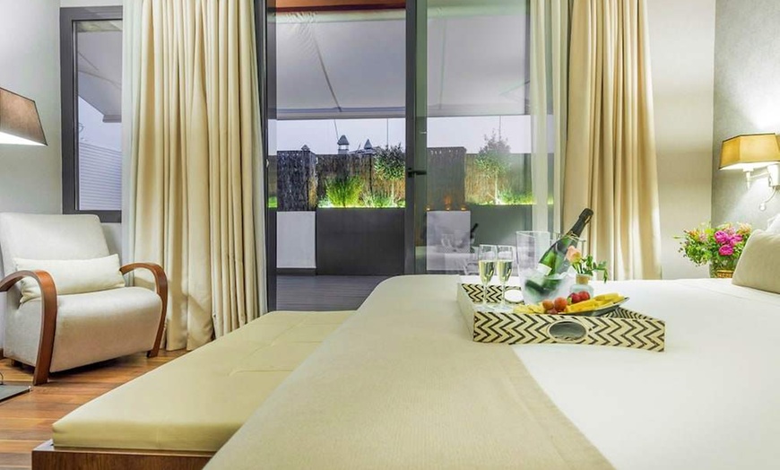 Image 14: ✈ SPAIN | Barcelona - Mariano Cubi Aparthotel Barcelona 4*, 2 night...