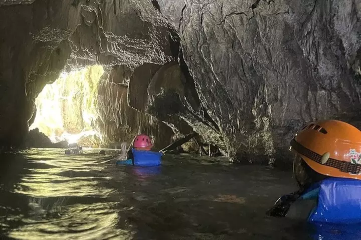 Adventure Half Day Explore Cueva Charco Azul and Cueva Arenales