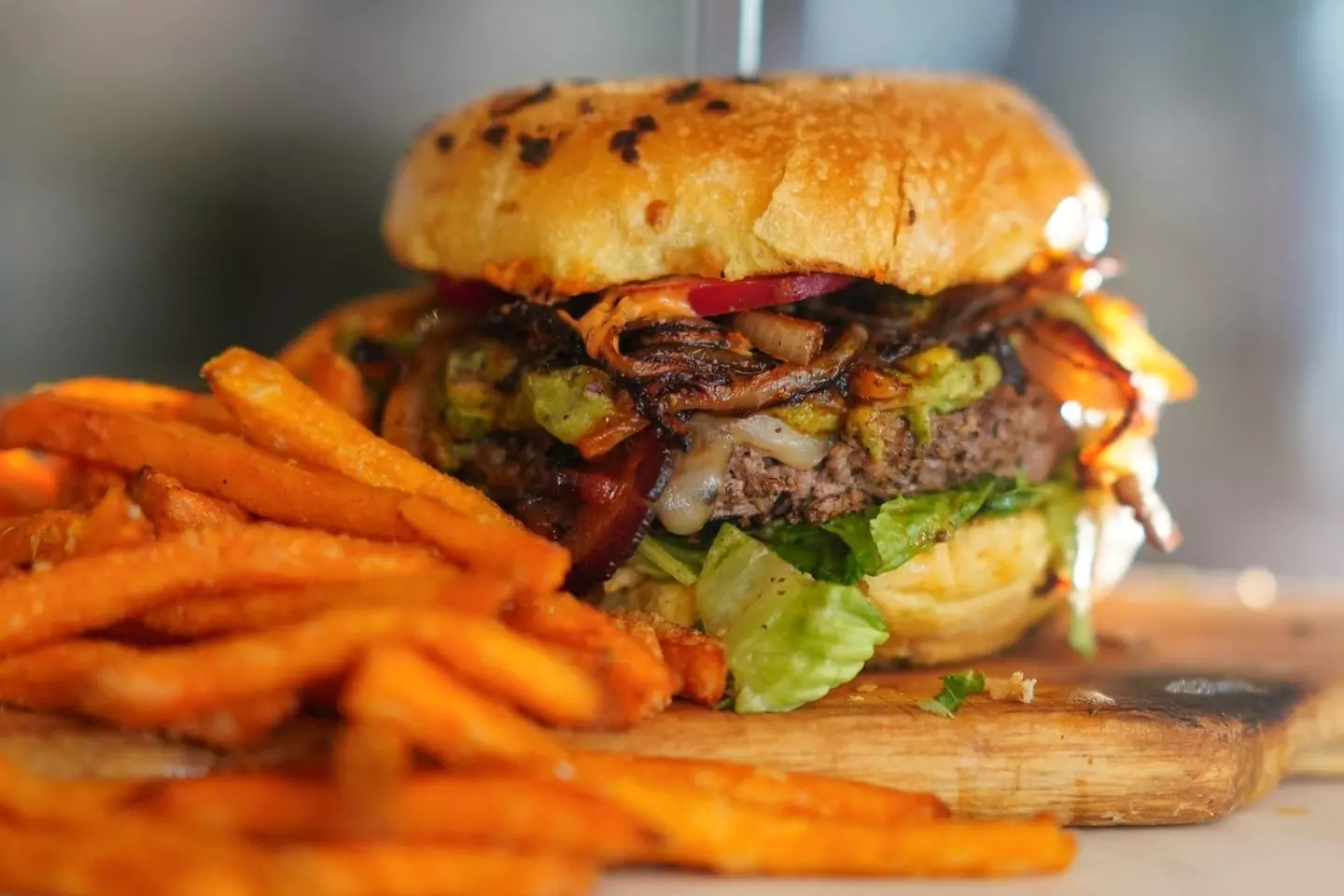 $15 For $30 Worth of Burgers, Salads & More