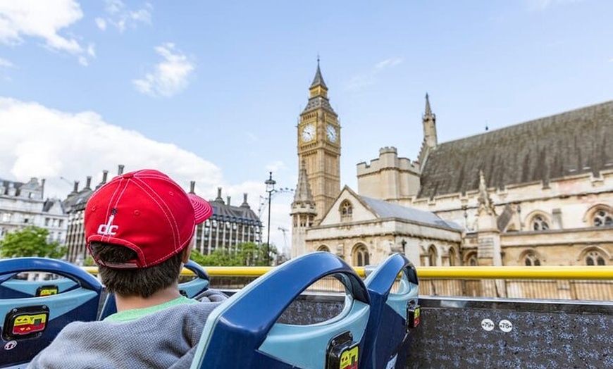 Image 6: London Hop on Hop Off 1 Day Tour with St Paul's Cathedral Ticket