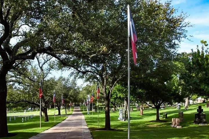 Austin and Hill Country Sightseeing Tour, with scenic stops