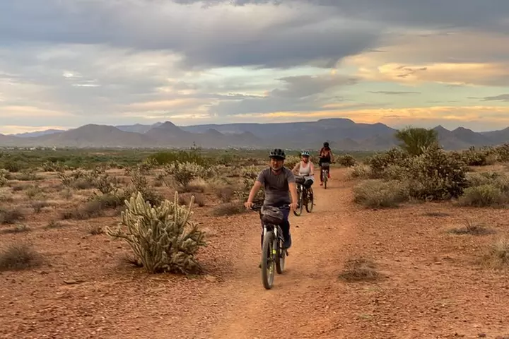 Arizona Desert Guided E-Bike Tour