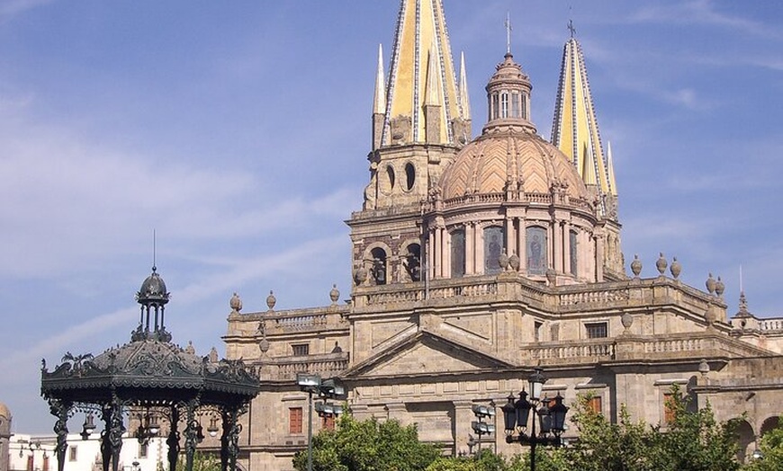 Image 20: Discover Mexico's colonial treasures for 7 days from Mexico City