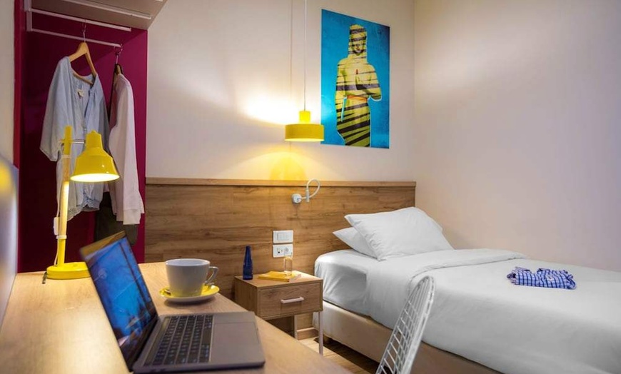 Image 18: ✈ ATHENS AND SURROUNDING AREA | Athens - Ibis Styles Athens Routes ...