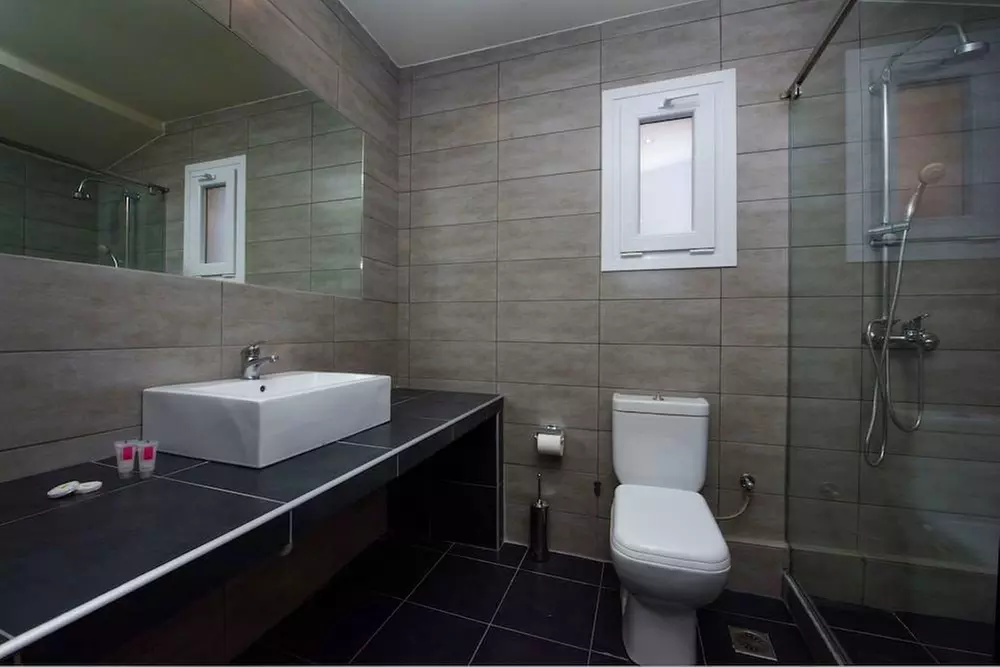 ✈ CORFOU | Kavos - Olympion Village Hotel 3*, 3 nuit - Demi-pension...