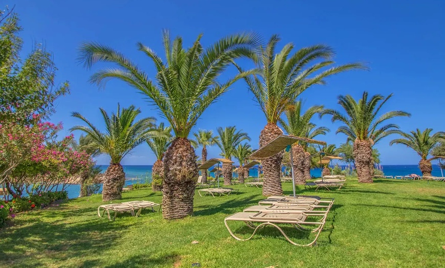 Image 3: ✈ ZYPERN | Protaras - Crystal Springs Beach Hotel 4*, 4 Nächte - Di...