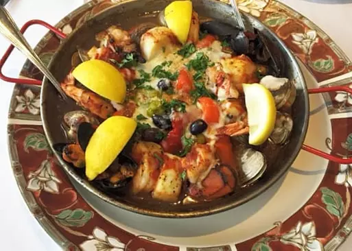 5% Cash Back at Waterfront Grille