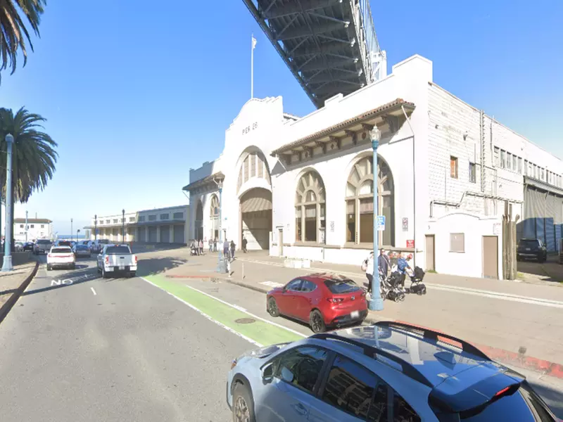 Parking at Pier 26 Garage