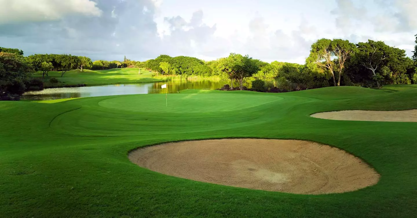 ✈ MAURITIUS | Belle Mare - Constance Belle Mare Plage - Golf-Erlebn...