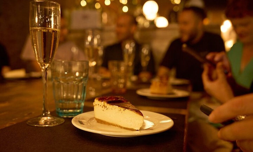 Image 11: Museo Picasso de Barcelona & Tour opcional de comida y vino en El Born