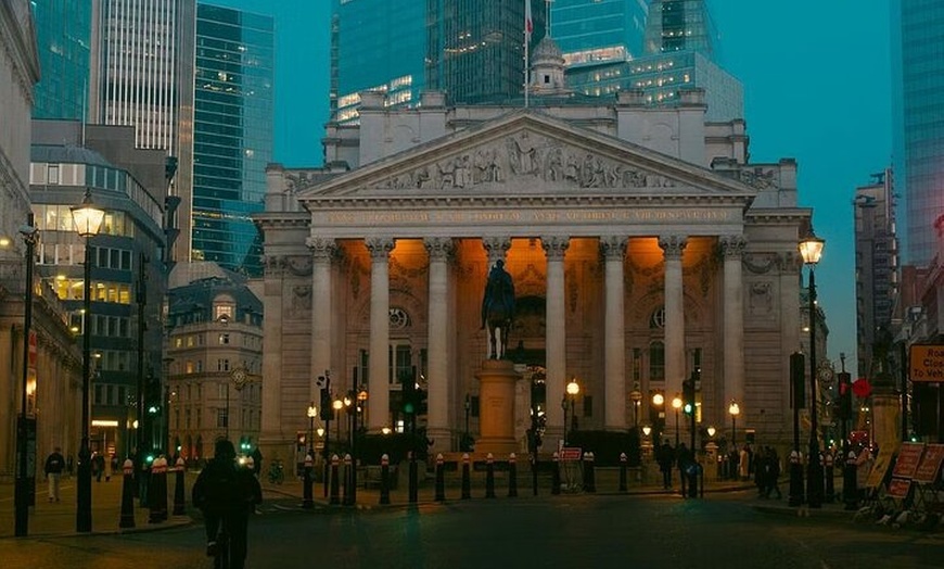 Image 4: Traditional London 3 Hour Walking Tour of The City