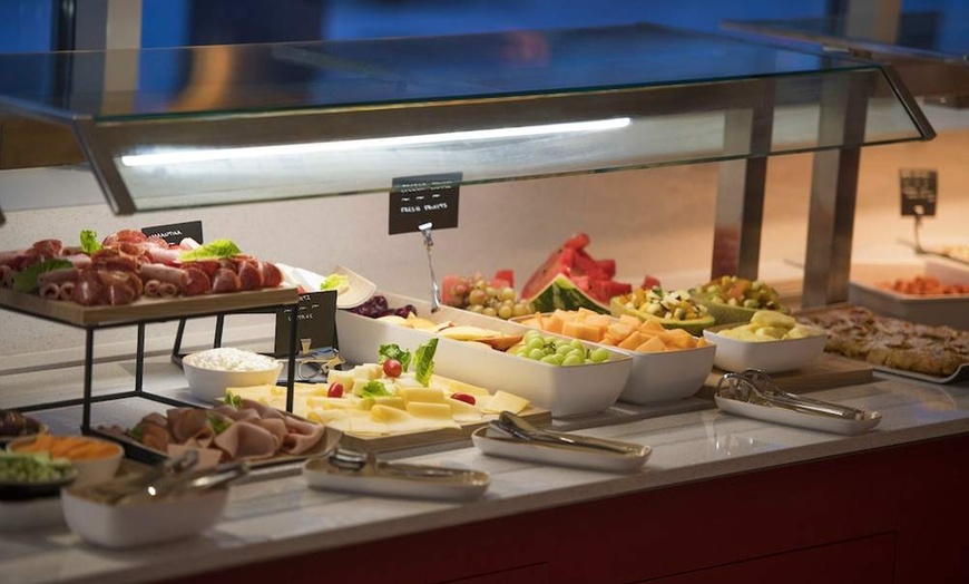 Image 49: ✈ ATHENS AND SURROUNDING AREA | Athens - Ibis Styles Athens Routes ...