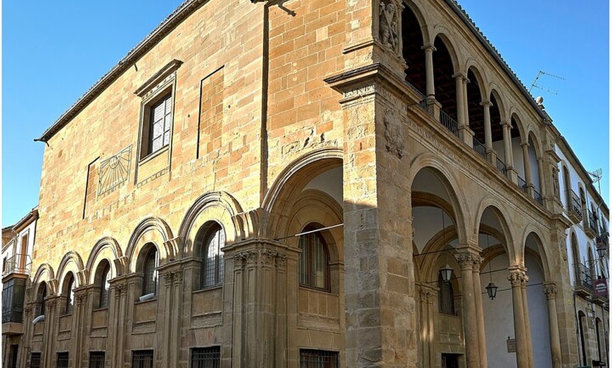 Image 9: Úbeda y Baeza monumentales - Visitas guiadas con interiores