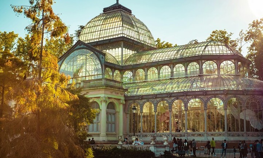 Image 3: Exclusivo 3 - Visita guiada de 3 horas al Parque El Retiro