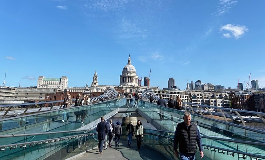 Image 2: Off the Beaten Track St Pauls Southwark and Shakespeare