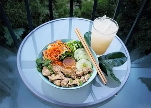 5% Cash Back at Bahn Appetit