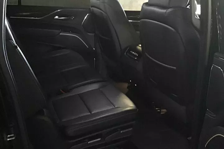 Las Vegas Airport Private Luxury Transfer 6 Passenger SUV