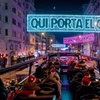 Image 16: Tour en autobús por las luces de Navidad de Barcelona