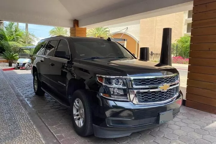 Tucson Intl Airport (TUS) to Tucson - Round-Trip Private Transfer - Primary Image