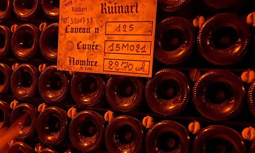 Image 9: DeLuxe DOM PERIGNON Caves Ruinart Dégustations Déjeuner Michelin