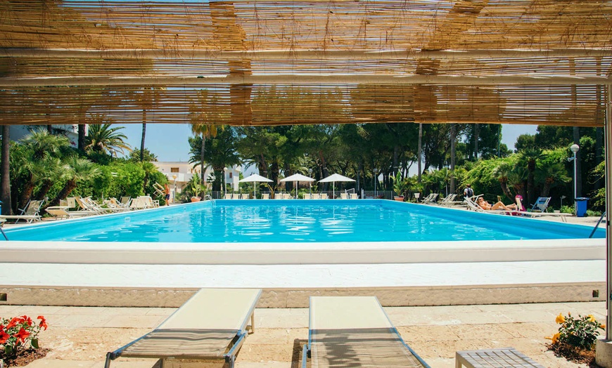 Image 3: ✈ APULIË | Giovinazzo - Hotel Riva del Sole 4*, 4 nachten - Aan zee