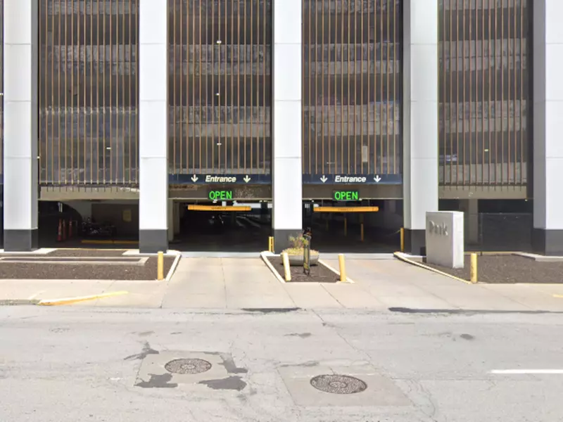 Parking at [3001] Regions Tower Garage