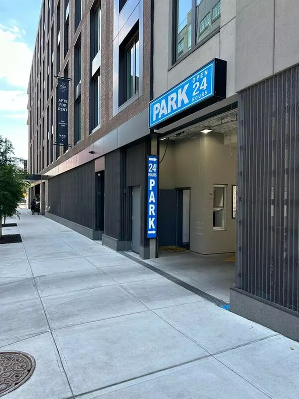 Parking at Vancity Parking - BK Parking Inc. Garage - Second Medium