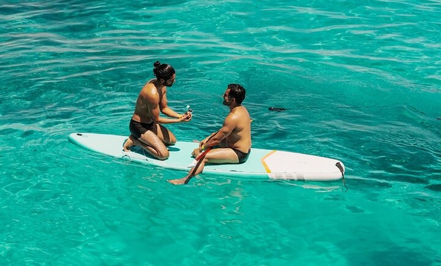 Image 7: Paseo en catamarán por Formentera con deportes acuáticos, paella y ...