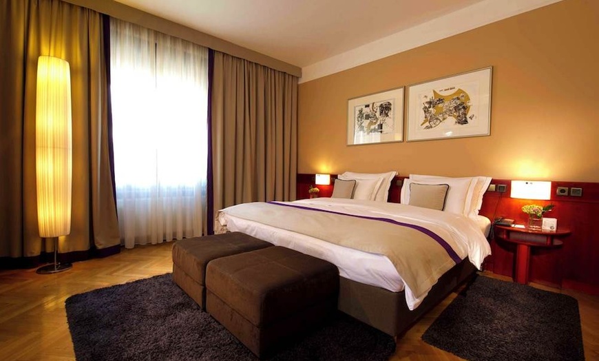 Image 2: ✈ SLOVÉNIE | Ljubljana - Best Western Premier Hotel Slon 4* - City ...