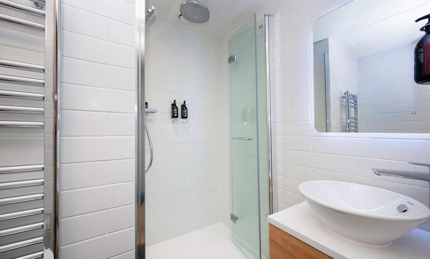 Image 6: ✈ ROYAUME-UNI | Londres - Wilde Aparthotels by Staycity London Aldg...