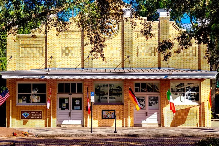 Tampa Walking Food Tour with Secret Food Tours