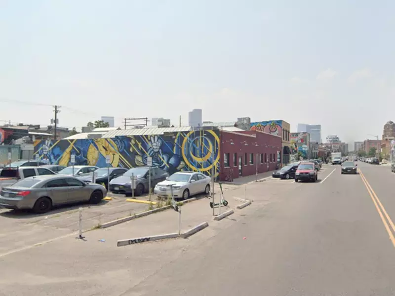 Parking at 2718 Walnut St. Lot