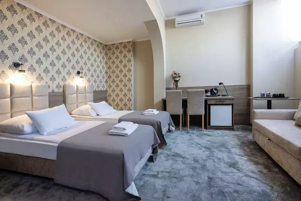 ✈ POLEN | Krakau - Hotel Maksymilian 3*, 4 nachten - Spa