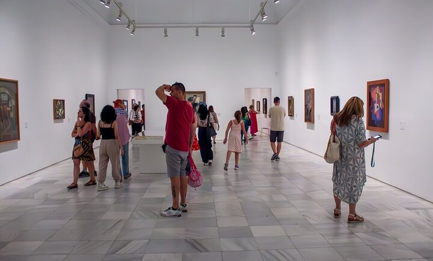 Image 13: Visita al Museo Reina Sofía: Obras maestras con guía local
