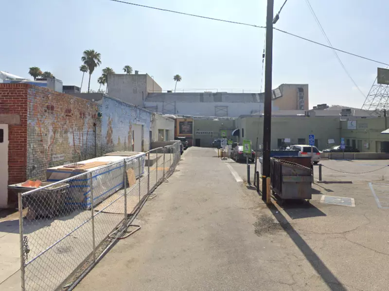 Parking at [SP48] 967 E. Colorado Blvd. Lot