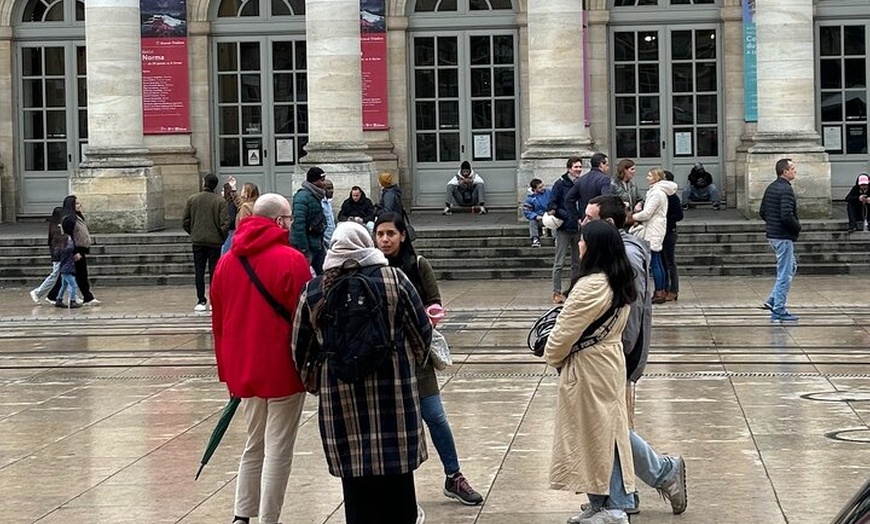 Image 6: Bordeaux Visite guidée à pied en petit groupe