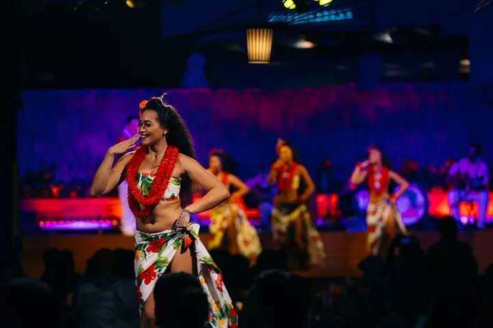 Paina Waikiki Luau at Waikiki Beach Marriott