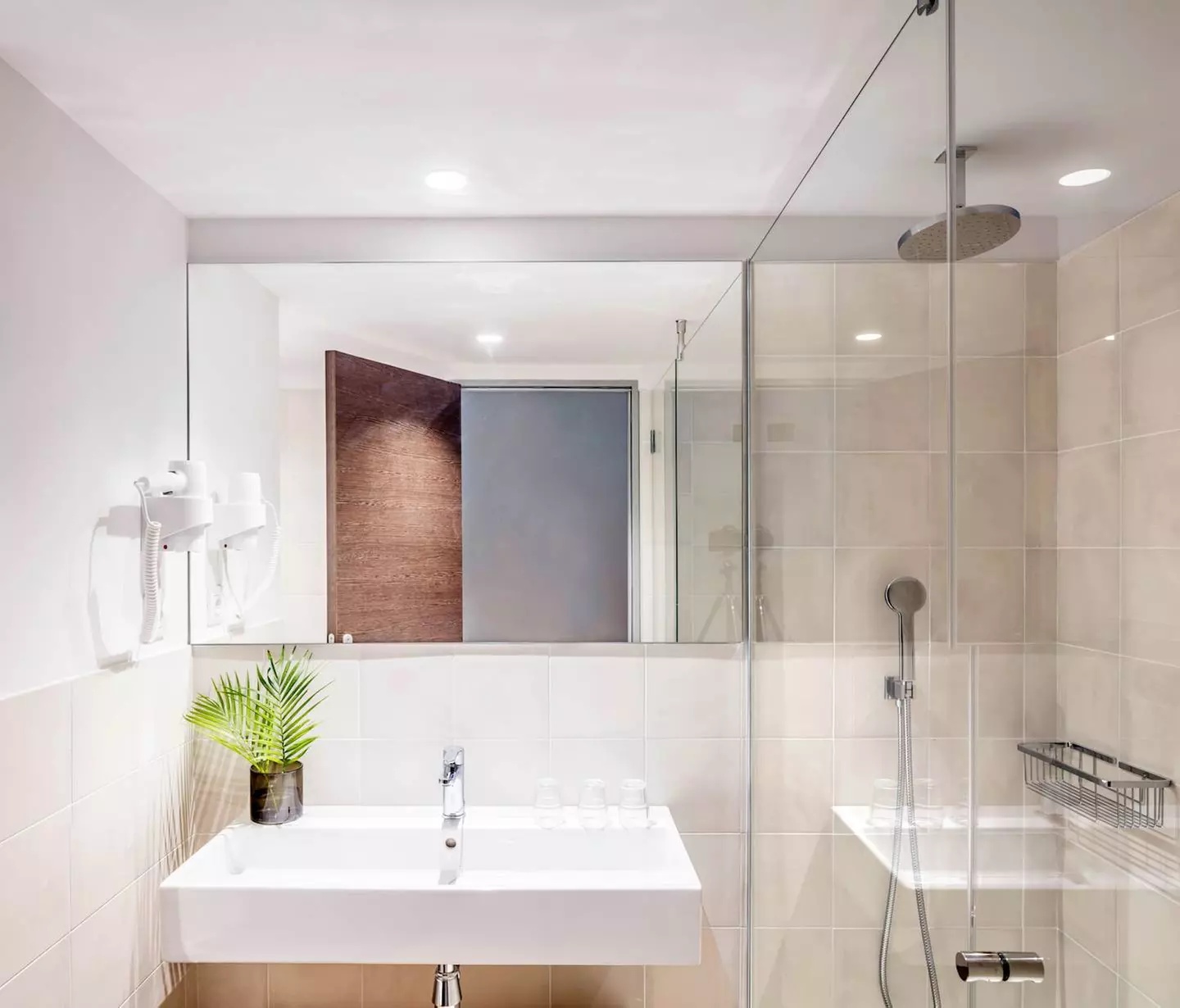 ✈ COSTA BRAVA | Lloret de Mar - Aqua Hotel Bertran Park 4*, 2 Nächt...