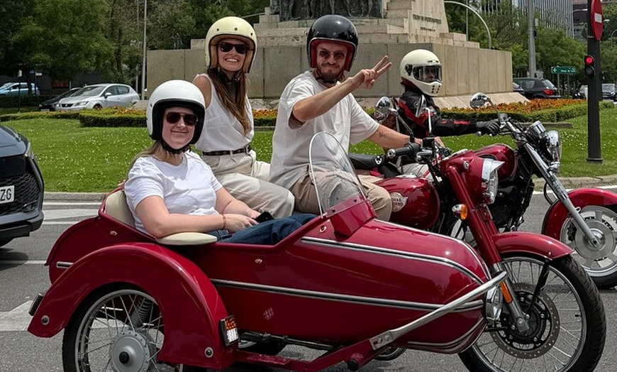 Image 6: Madrid Destaca 1 hora Monumentos emblemáticos por Sidecar